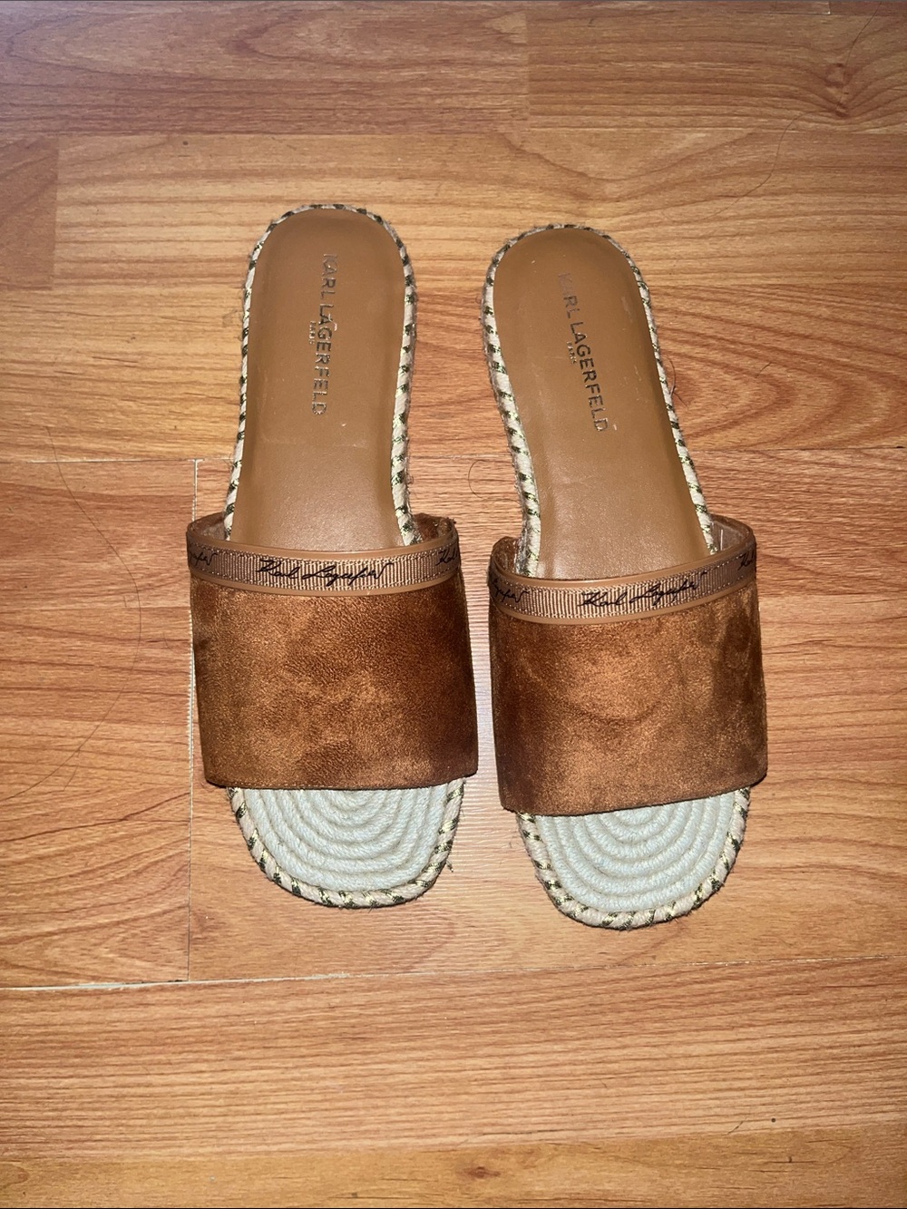Karl Lagerfeld Paris Tarzana 2 Script Espadrille Slide Sandal
